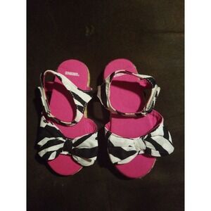 Gymboree wild for zebra sandals size 8